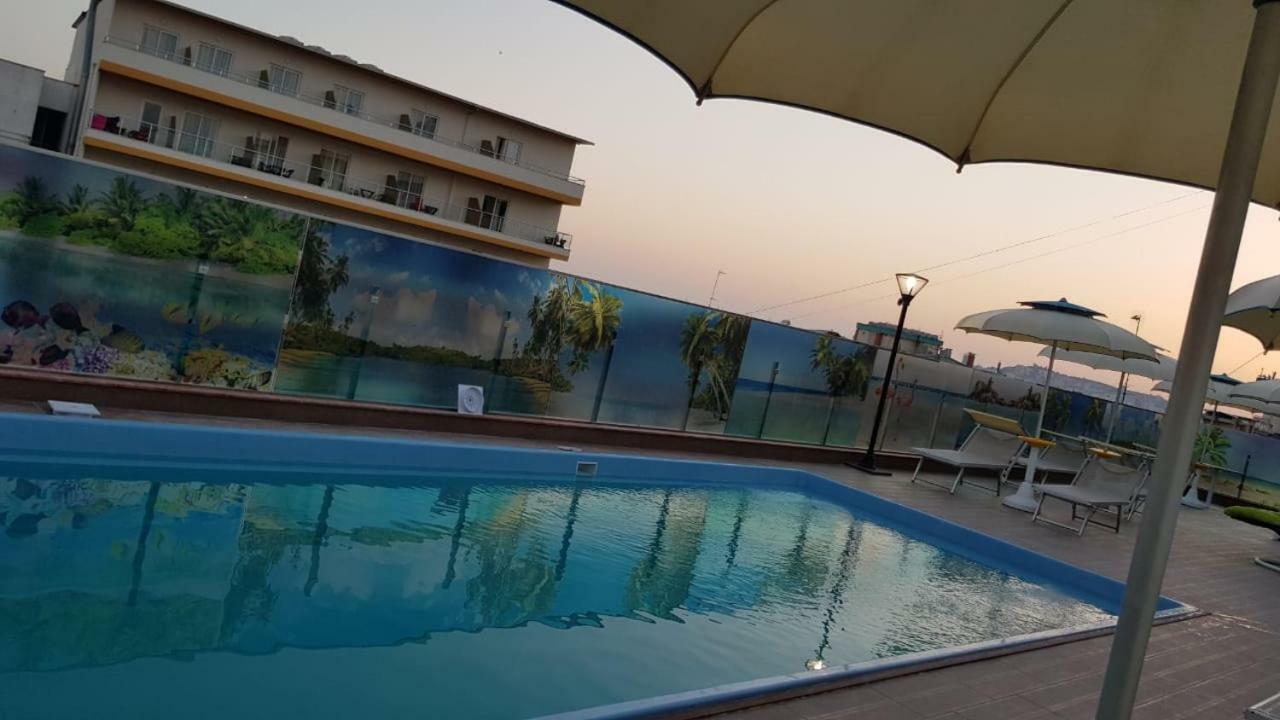 Hotel Antalya - Beach ดูร์เรส ภายนอก รูปภาพ