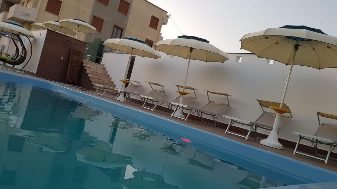 Hotel Antalya - Beach ดูร์เรส ภายนอก รูปภาพ