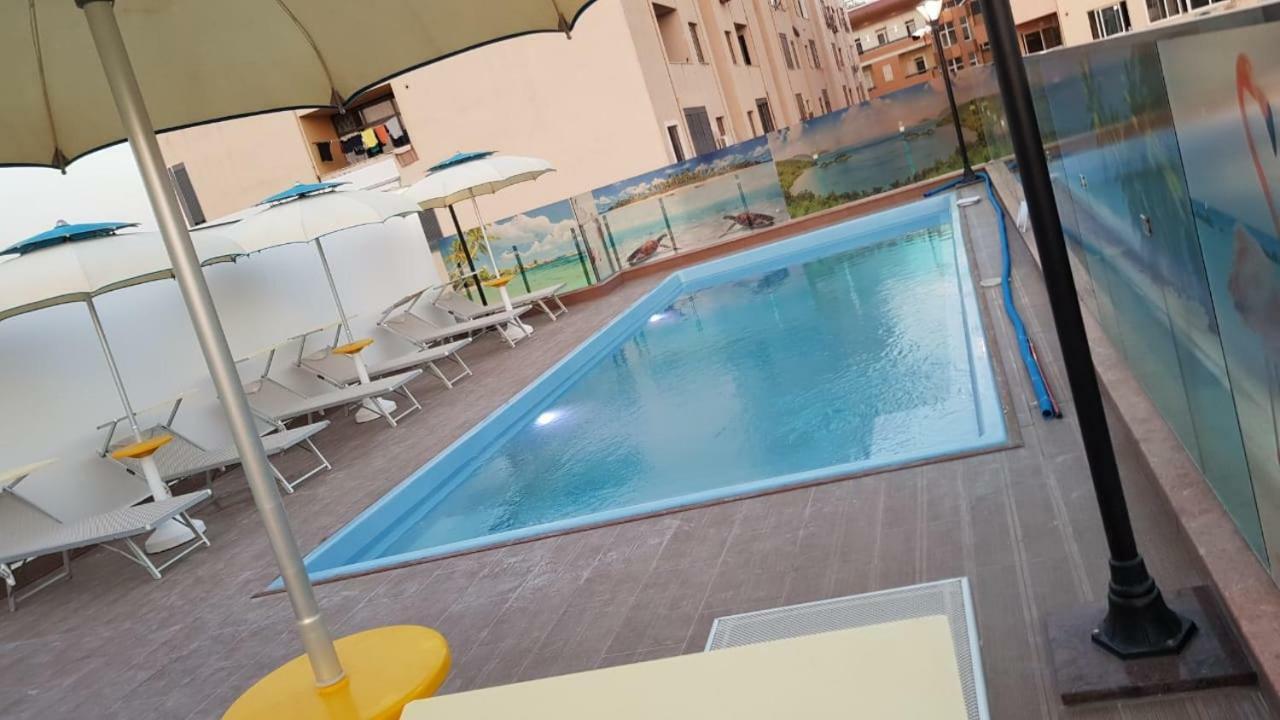 Hotel Antalya - Beach ดูร์เรส ภายนอก รูปภาพ