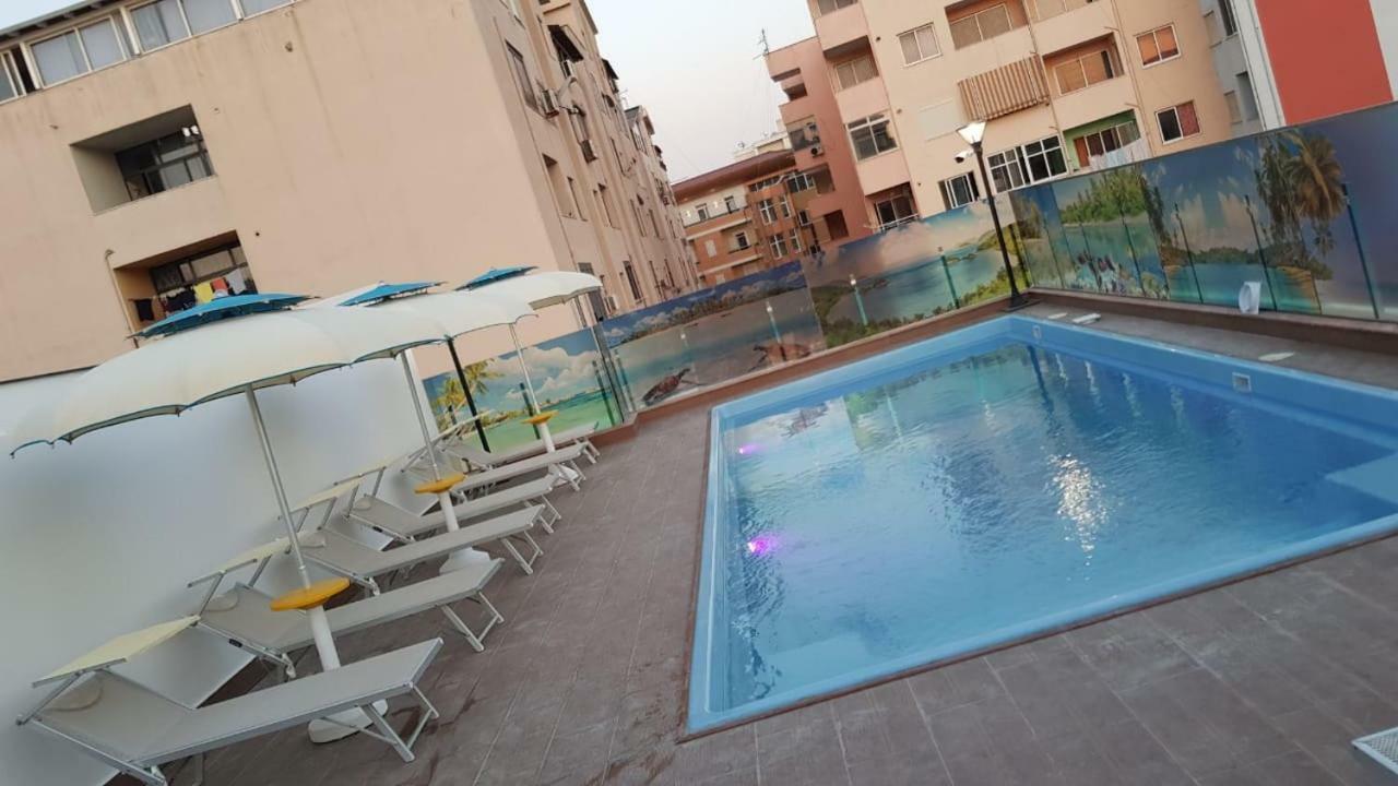 Hotel Antalya - Beach ดูร์เรส ภายนอก รูปภาพ